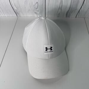 Under Armour Hat Mens XL/2Xl White  Vent UA Classic Fit